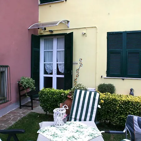 Casa Flora Lejlighed *